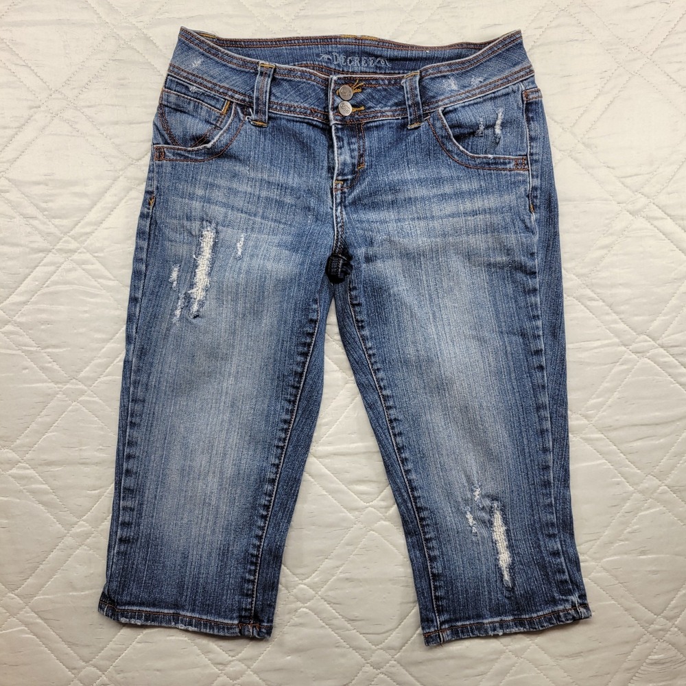 Decree extra long bermuda distressed blue jean shorts size 9